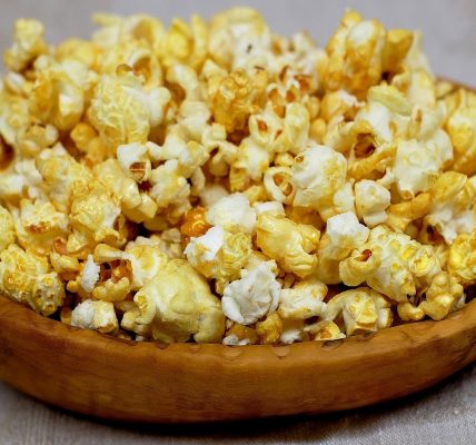 Popcorn - sprawdzony pomysł na jedzenie na mieście